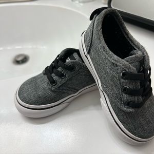 Kids vans size 5